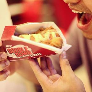 A picture of  the Double Down Dog published on the KFC Phillipines Instagram account