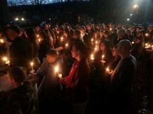 Friends gather at Valley Head school to remember the fire victims. (Matt Kroschel, WHNT)