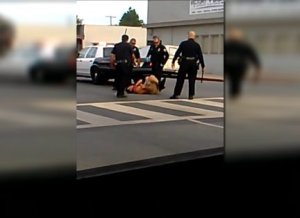 Raw: Long Beach Police Accused of Excessive Force in Man’s Arrest