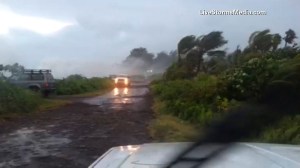 Hurricane Iselle's outer bands bring rain to Hawaii. (Credit: LIVESTORMSMEDIA.COM via CNN)