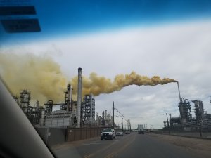 Suncor Energy plans to restart operations after a cloud of smoke worried nearby residents Friday. (Photo: Justin Clawson)