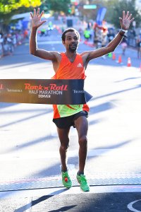 Gebrekidan Abadi of Golden won the Men's division of the half-marathon (Photo: Rock 'n' Roll Marathon)