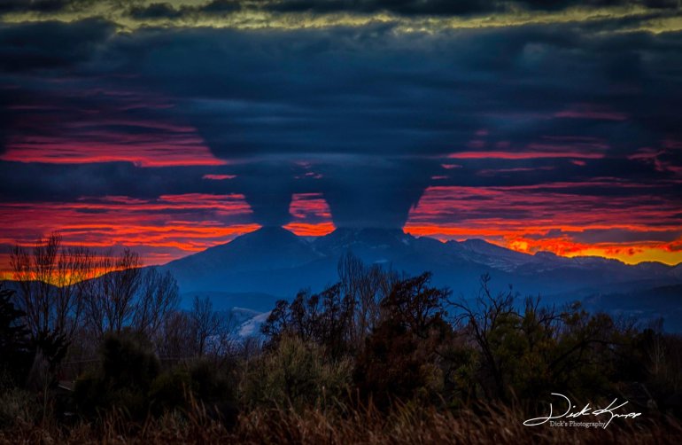 Photo by Dick Knapp, Loveland, CO.