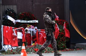 A Turkish special force police officer patrols in front of the Reina nightclub on Jan. 4, 2017, in Istanbul, three days after a gunman killed 39 people on New Year’s night. (Getty Images)