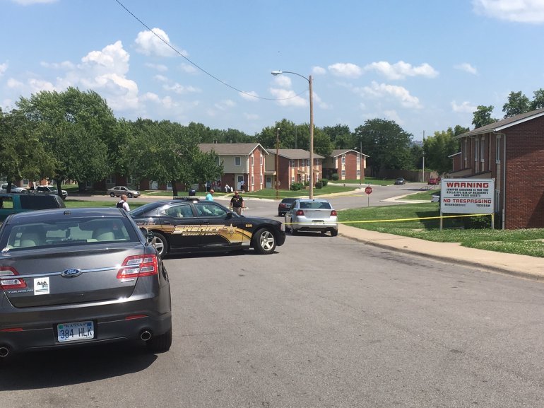 Area of 2nd and Edgerton where an officer responded to an armed disturbance before getting shot near 22nd and Haskell. (Photo: Dave D'Marko/WDAF-TV)