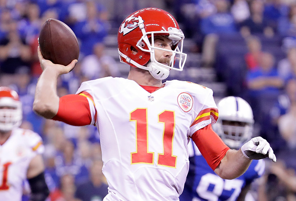 INDIANAPOLIS, IN - OCTOBER 30: Alex Smith #11 of the Kansas City Chiefs passes the ball during the first quarter of the game against the Indianapolis Colts at Lucas Oil Stadium on October 30, 2016 in Indianapolis, Indiana. (Photo by Andy Lyons/Getty Images)