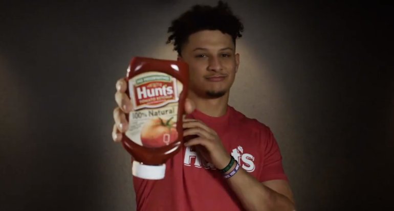 Chiefs quarterback Patrick Mahomes signs endorsement deal with Hunt's  Ketchup | FOX 4 Kansas City WDAF-TV | News, Weather, Sports