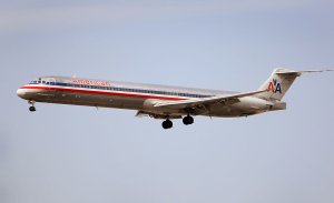 MD-80 airplane picture