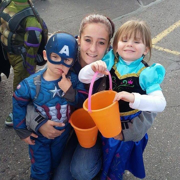Mother Kelsey Osborne with son Ryker (left) and Madyson (right) on Halloween. (Courtesy: Kelsey Osborne)