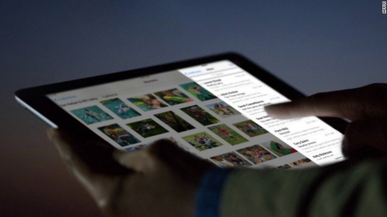 Apple is adding a new mode called "Night Shift" in the next version of its mobile operating system, iOS 9.3. The mode changes the screen from blue light to a warmer setting. It detects your location and turns on automatically at night by. Studies have found that exposure to blue light at night can impact our circadian rhythm, leading to disrupted sleep.
