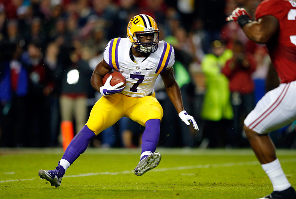 TUSCALOOSA, AL - NOVEMBER 07: Leonard Fournette #7 of the LSU Tigers runs the ball against the Alabama Crimson Tide during the first quarter at Bryant-Denny Stadium on November 7, 2015 in Tuscaloosa, Alabama. (Photo by Kevin C. Cox/Getty Images)