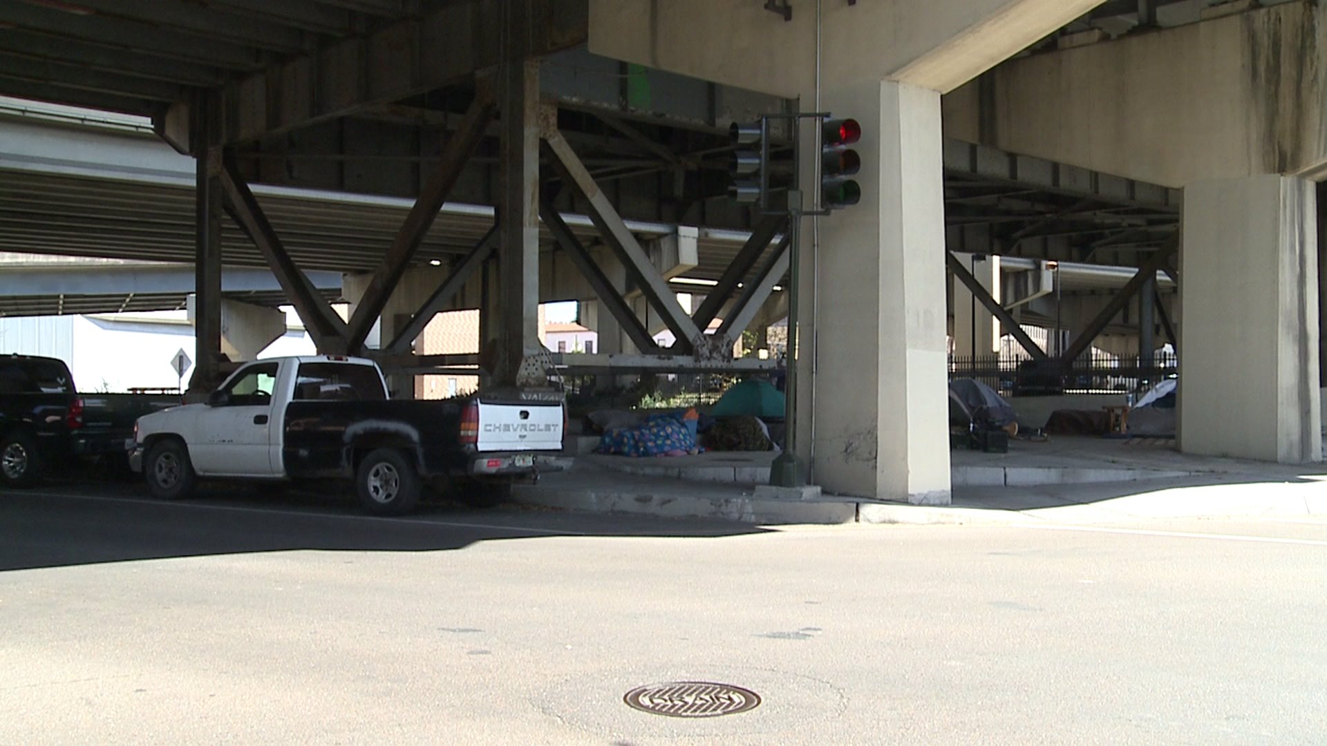 The U.S. 90/ Pontchartrain Expressway in New Orleans March 2, 2016.  (WGNO)