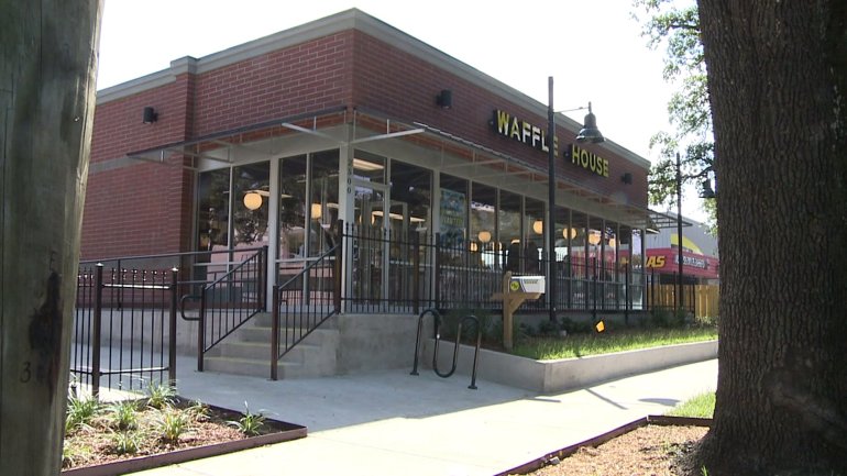 New Waffle House opens in Mid-City 