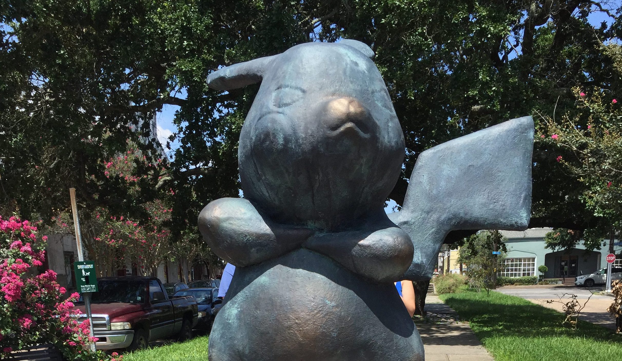 Pokemon statue