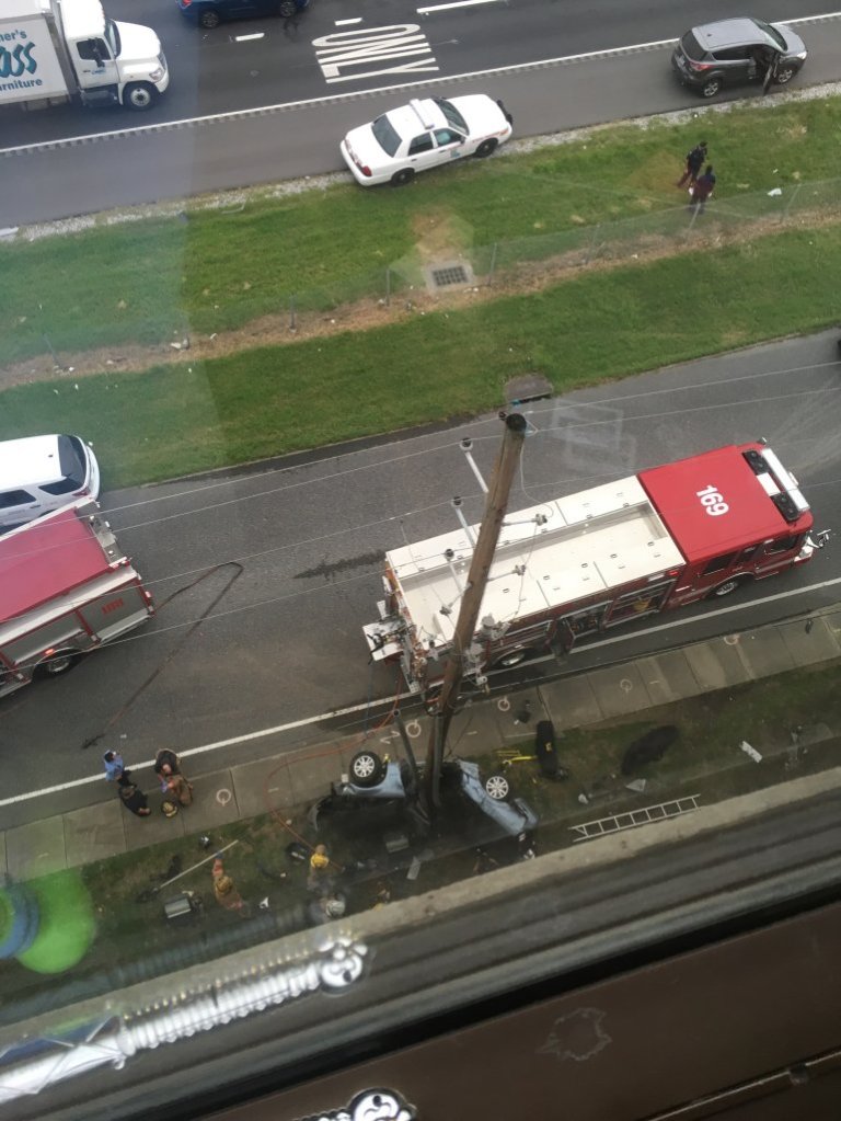 Photo of crash that killed two women in Metairie