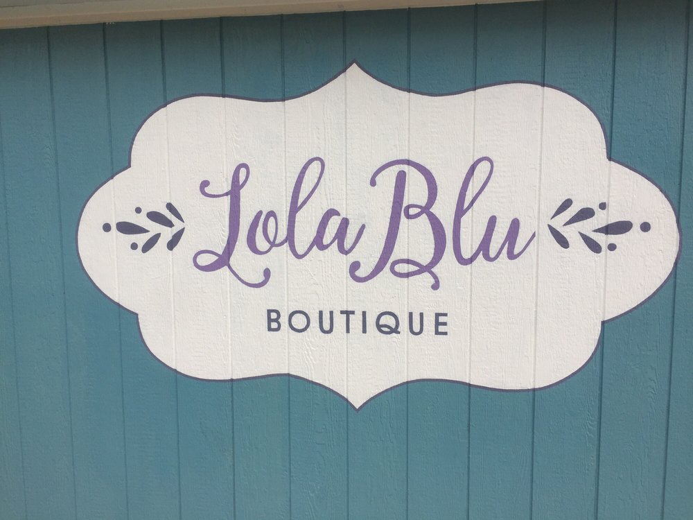 Broad Ripple s Lola Blu Boutique offers whimsical atmosphere