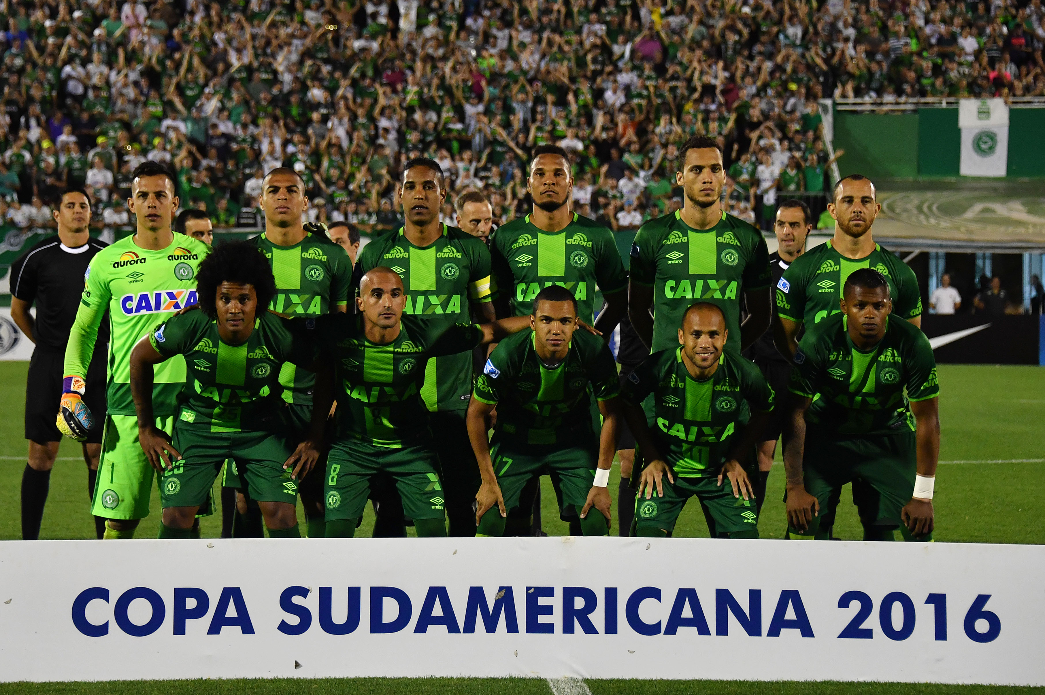 Brazil's Chapecoense players pose for pictures during their 2016 Copa Sudamericana semifinal second leg football match against Argentina's San Lorenzo held at Arena Conda stadium, in Chapeco, Brazil, on November 23, 2016. / AFP / NELSON ALMEIDA (Photo credit :NELSON ALMEIDA/AFP/Getty Images)
