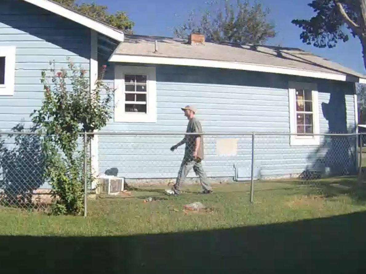 Police need help identifying this man. They believe he may be involved in a murder.