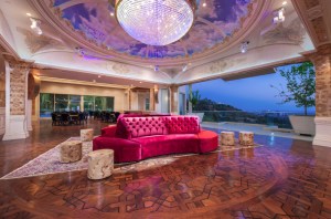 Photos of the Palazzo di Amore, listed for $195 million in November 2014, were posted on joycerey.com.
