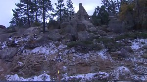 A light layer of snow could be seen in parts of Big Bear on Nov. 3, 2015. (Credit: KTLA)