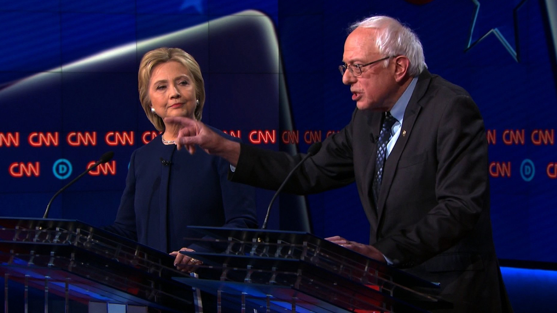 Democratic Debate Hillary Clinton Bernie Sanders Clash Over Auto