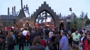 "The Wizarding World of Harry Potter" at Universal Studios Hollywood opened its gates just before 6:30 a.m. on April 7, 2016. (Credit: KTLA)