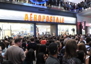 A general view of the YouTube celebrity Bethany 'Macbarbie07' Mota exclusive meet & greet at the Aéropostale store at Toronto Eaton Center on August 26, 2013 in Toronto, Canada. (Credit: George Pimentel/Getty Images for Aeropostale)