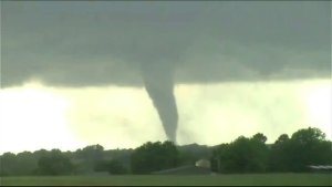 A large tornado is on the ground near Wynnewood, Oklahoma on May 9, 2016. (Credit: KFOR)