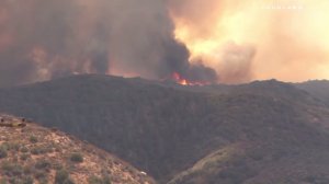 The Pilot Fire sent up thick plumes of smoke into the skies above San Bernardino County on Aug. 7, 2016. (Credit: Loudlabs) 