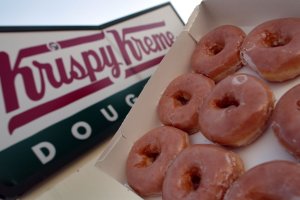 Glazed Krispy Kreme doughnuts are seen May 17, 2004 in Miami, Florida. (Credit: Joe Raedle/Getty Images)