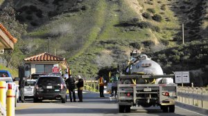 The entrance to Southern California Gas Co.'s Aliso Canyon storage facility. (Credit: Irfan Khan / Los Angeles Times)