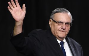 Sheriff Joe Arpaio attends a rally by Republican presidential candidate Donald Trump, Oct. 4, 2016, in Prescott Valley, Arizona. (Credit: ROBYN BECK/AFP/Getty Images)