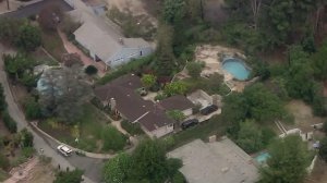 A Whittier home where an LAPD detective was found fatally shot is shown on Oct. 12, 2016. (Credit: KTLA)