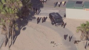 Authorities respond to an officer-involved shooting in Venice on Nov. 4, 2016 (Credit: KTLA) 