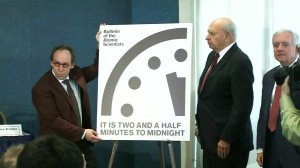 "Doomsday Clock" stands at 2.5 minutes to midnight on Jan. 26, 2017. (Credit: CNN)