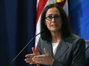 Illinois Attorney General Lisa Madigan speaks at the FTC headquarters in Washington, D.C. on Nov. 4, 2015. (Credit: Mark Wilson/Getty Images)