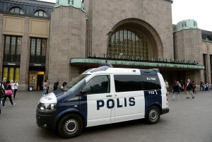 Finnish police patrols in front of the Cenral Railway Station in Helsinki on August 18, 2017. Finnish Police announced they will rise the readiness after stabbings in Turku. (Credit: LINDA MANNER/AFP/Getty Images)