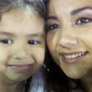 Karina Gonzalez and her young daughter Wendy are seen in a photo provided to KTLA.