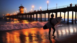 Huntington Beach Pier in this undated file photo. (Credit: Wally Skalij / Los Angeles Times)