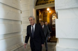 Former FBI Director Robert Mueller, special counsel on the Russian investigation, leaves following a meeting with members of the US Senate Judiciary Committee at the US Capitol June 21, 2017. (Credit: Saul Loeb/AFP/Getty Images)
