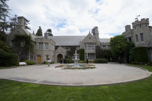 A view of the Playboy Mansion in Holmby Hills during Playboy's 2015 Playmate of the Year ceremony on May 14, 2015. (Credit: Jason Kempin / Getty Images)