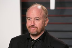 US comedian Louis C.K. poses as he arrives to the 2016 Vanity Fair Oscar Party in Beverly Hills, California on February 28, 2016. (Credit: ADRIAN SANCHEZ-GONZALEZ/AFP/Getty Images)