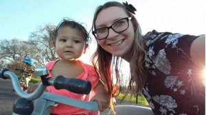 This undated photo shows Sarah Rae Rohde posing with her daughter, Ariana Harris. (Credit: GoFundMe)