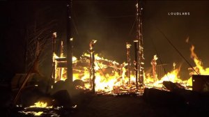 The Thomas Fire left a trail of destruction as it burned in the Santa Paula area on Dec. 4, 2017. (Credit: Loudlabs)