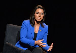 U.S. Representative, HI-02 Tulsi Gabbard speaks during a summit in New York City on Jan. 29, 2016. (Credit: Slaven Vlasic/Getty Images)