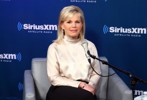 TV journalist and best-selling author Gretchen Carlson attends SiriusXM's "Leading Ladies With Gretchen Carlson" hosted by SiriusXM in New York City on Dec. 12, 2017. (Credit: Astrid Stawiarz/Getty Images for SiriusXM)