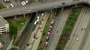 Two buses collided on the 10 Freeway on March 22, 2018. (Credit: KTLA)