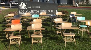 Seventeen desks are seen in an image at Los Alamitos High School on March 14, 2018. (Credit: KTLA)