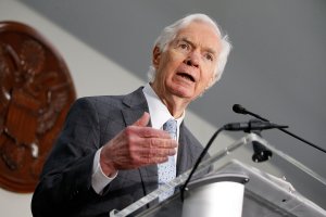 U.S. Sen. Thad Cochran, R-MS, speaks at "Making AIDS History: A Roadmap for Ending the Epidemic" at the Hart Senate Building on June 14, 2017 in Washington, D.C. (Credit: Paul Morigi/Getty Images)