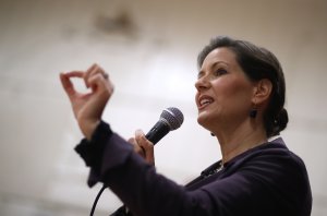 Oakland Mayor Libby Schaaf speaks to students at a middle school in her city about the U.S. Constitution on January 19, 2018. (Photo by Justin Sullivan/Getty Images)